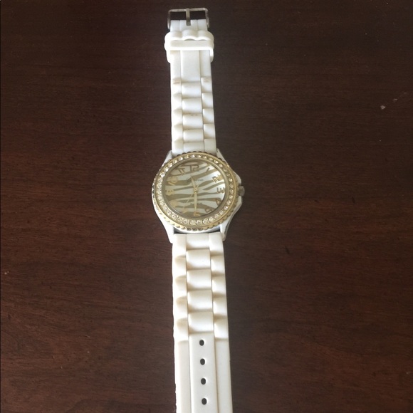 Accessories - Ladies watch. White rubber strap